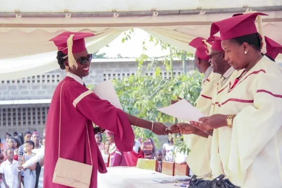 PHOTO: Remise diplômes 18ème promotion 2015