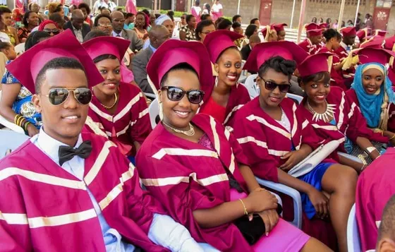 PHOTO: Remise diplômes 18ème promotion 2015